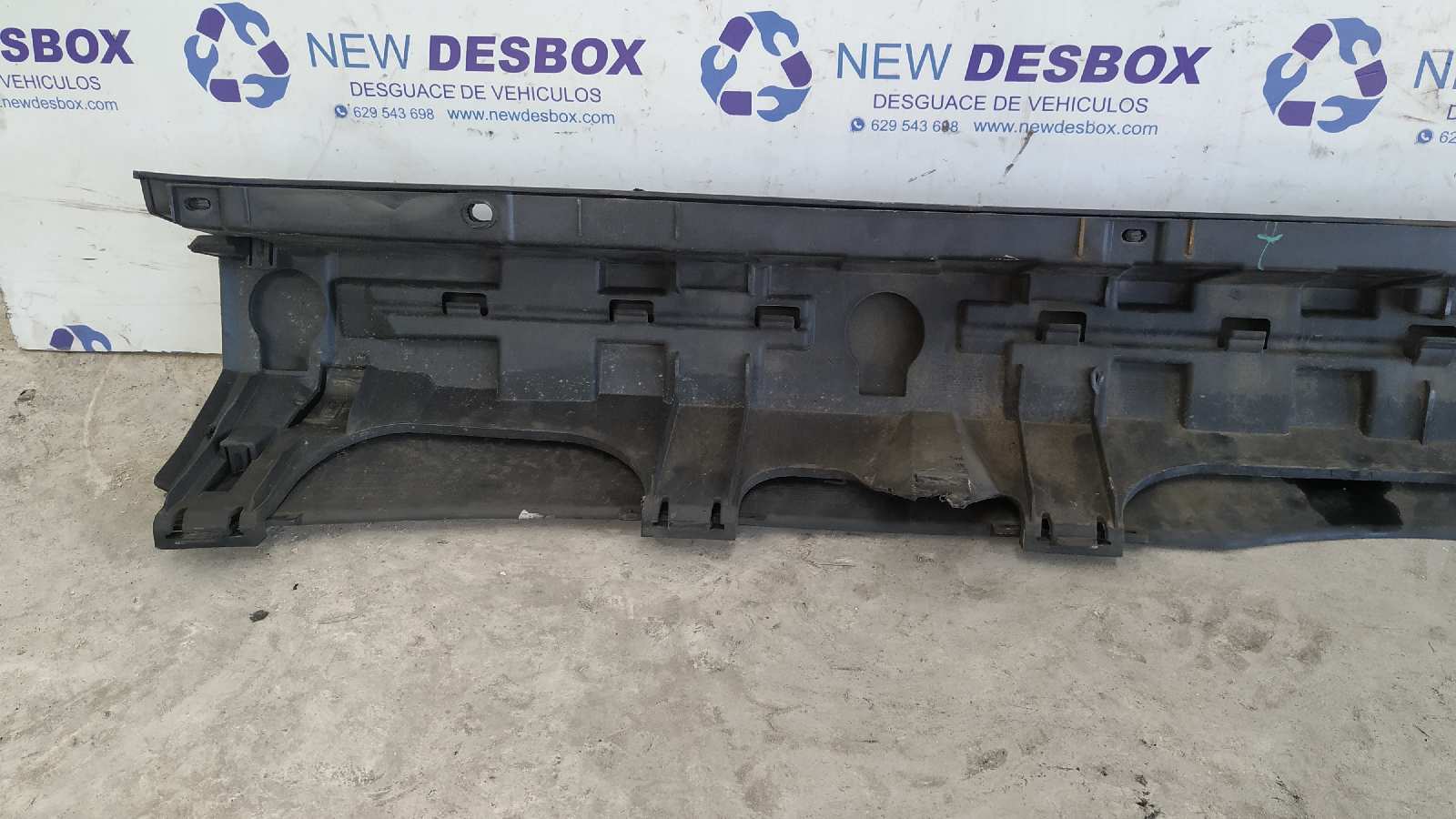 PARAGOLPES TRASERO MERCEDES-BENZ SPRINTERII CAJA ABIERTA, DOBLE CAB. (DESDE 01.06) - vista 5