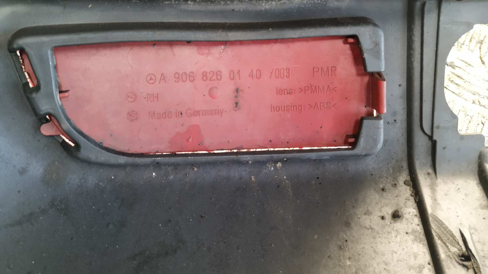 PUNTERA TRASERA DERECHA MERCEDES-BENZ SPRINTERII CAJA ABIERTA, DOBLE CAB. (DESDE 01.06) - vista 2