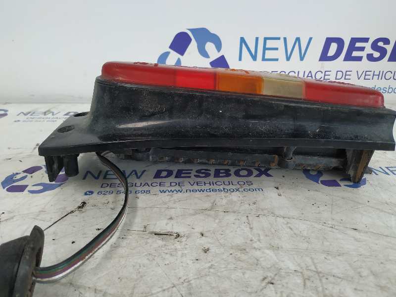 PILOTO TRASERO DERECHO CHRYSLER VOYAGER (ES) - vista 3