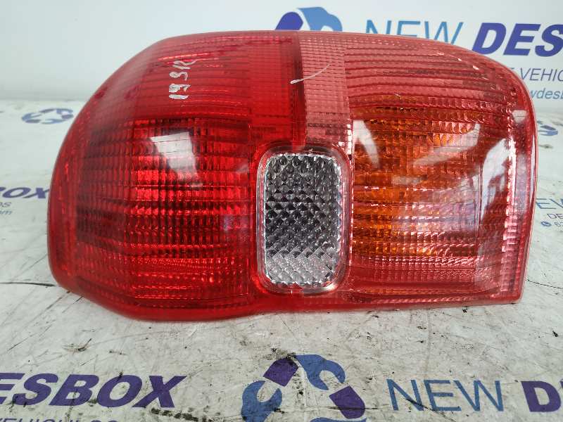 PILOTO TRASERO DERECHO TOYOTA RAV 4 (A2)