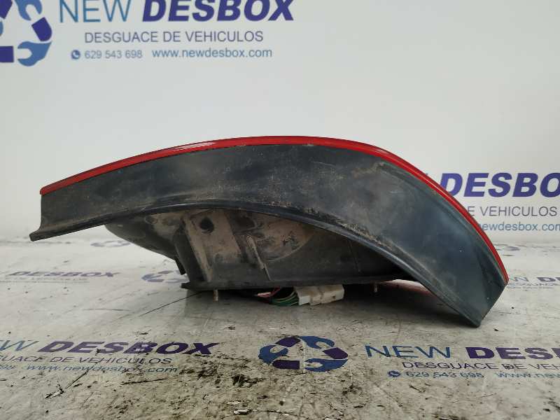 PILOTO TRASERO IZQUIERDO TOYOTA COROLLA (E11) - vista 5