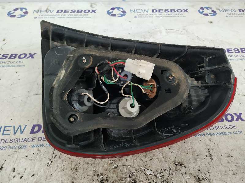 PILOTO TRASERO IZQUIERDO TOYOTA COROLLA (E11) - vista 6