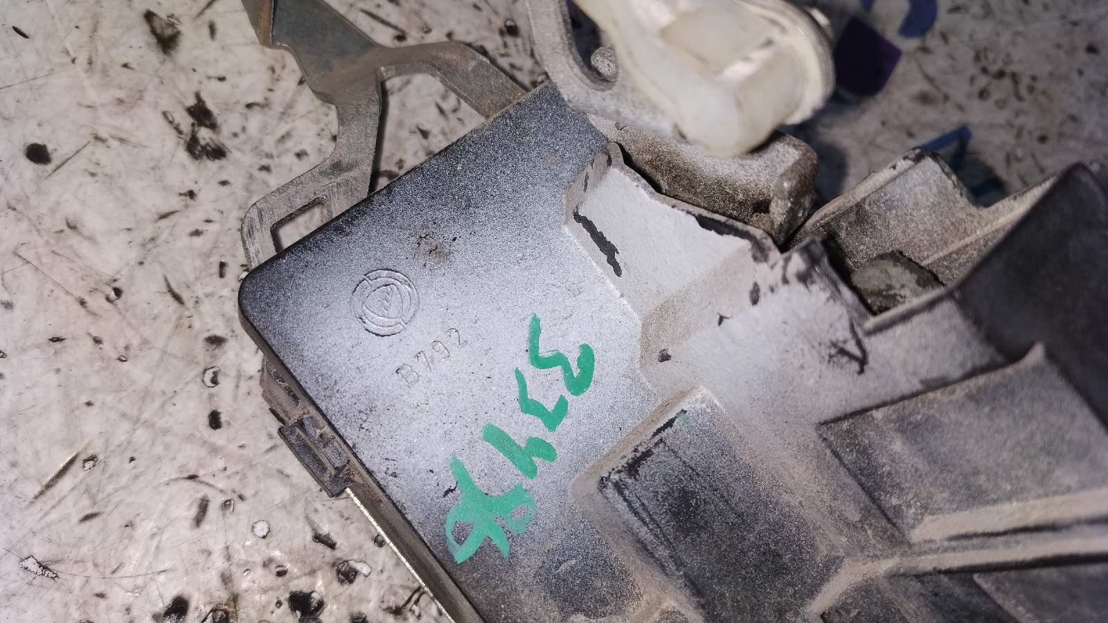 CERRADURA PUERTA DELANTERA DERECHA PEUGEOT BOXER CAJA CERR. TECHO ELEVADO (RS2850)(290/330)('02->) - vista 3