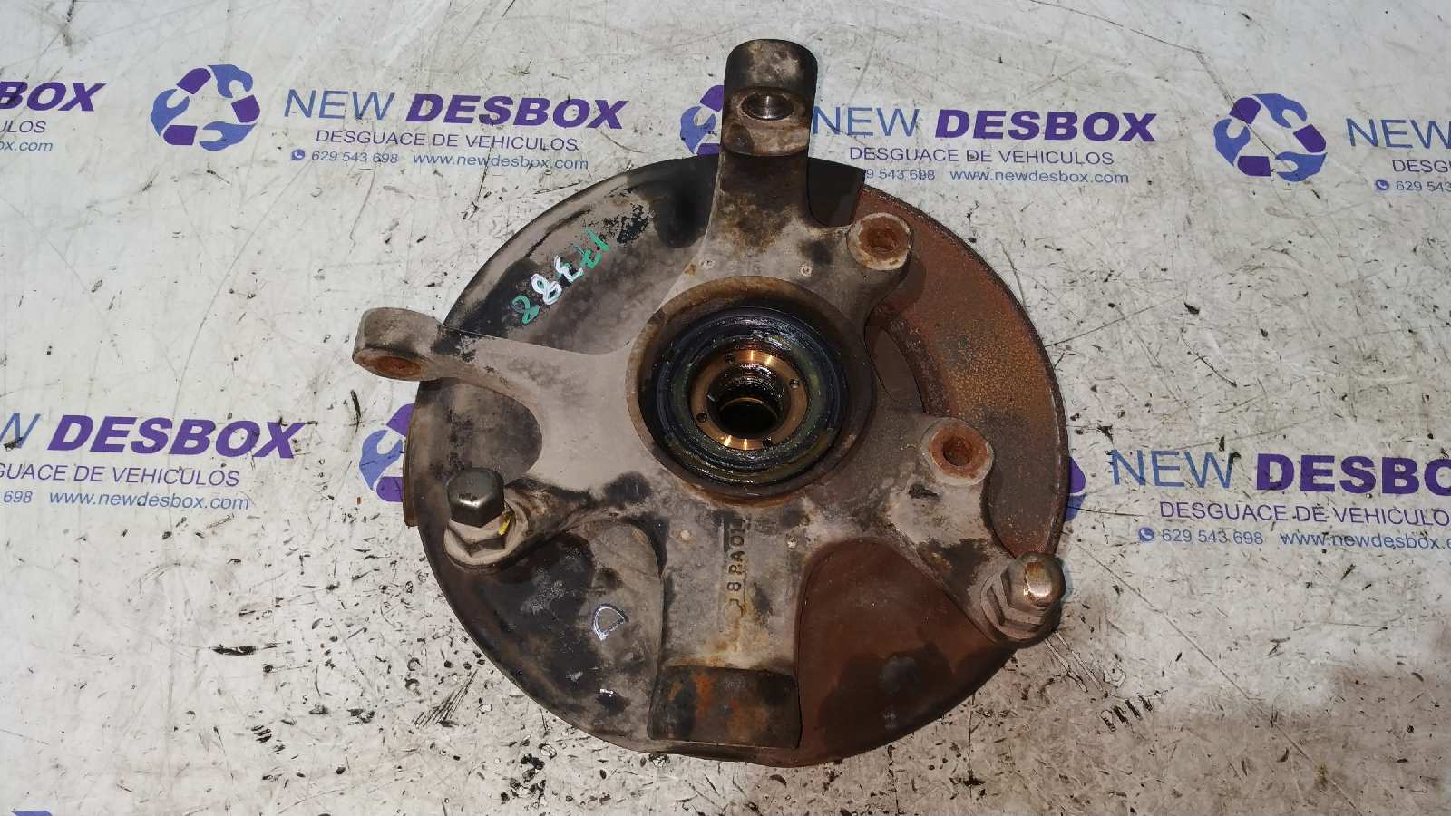 MANGUETA DELANTERA DERECHA NISSAN TERRANO (WD21)