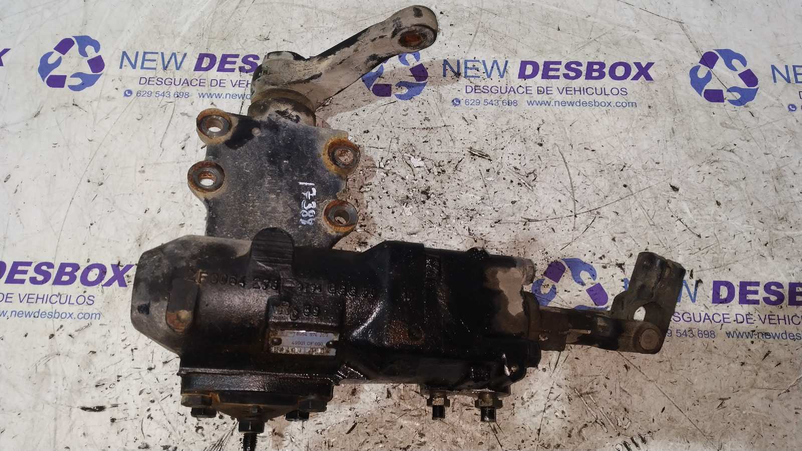 CAJA DIRECCION NISSAN TERRANO (WD21)