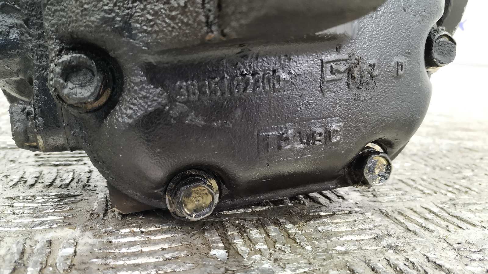 DIFERENCIAL DELANTERO NISSAN TERRANO (WD21) - vista 2