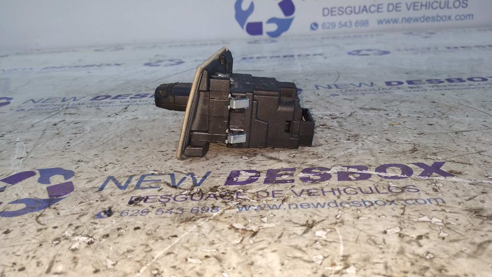 CONMUTADOR DE ARRANQUE BMW SERIE 3 BERLINA (E90) - vista 3