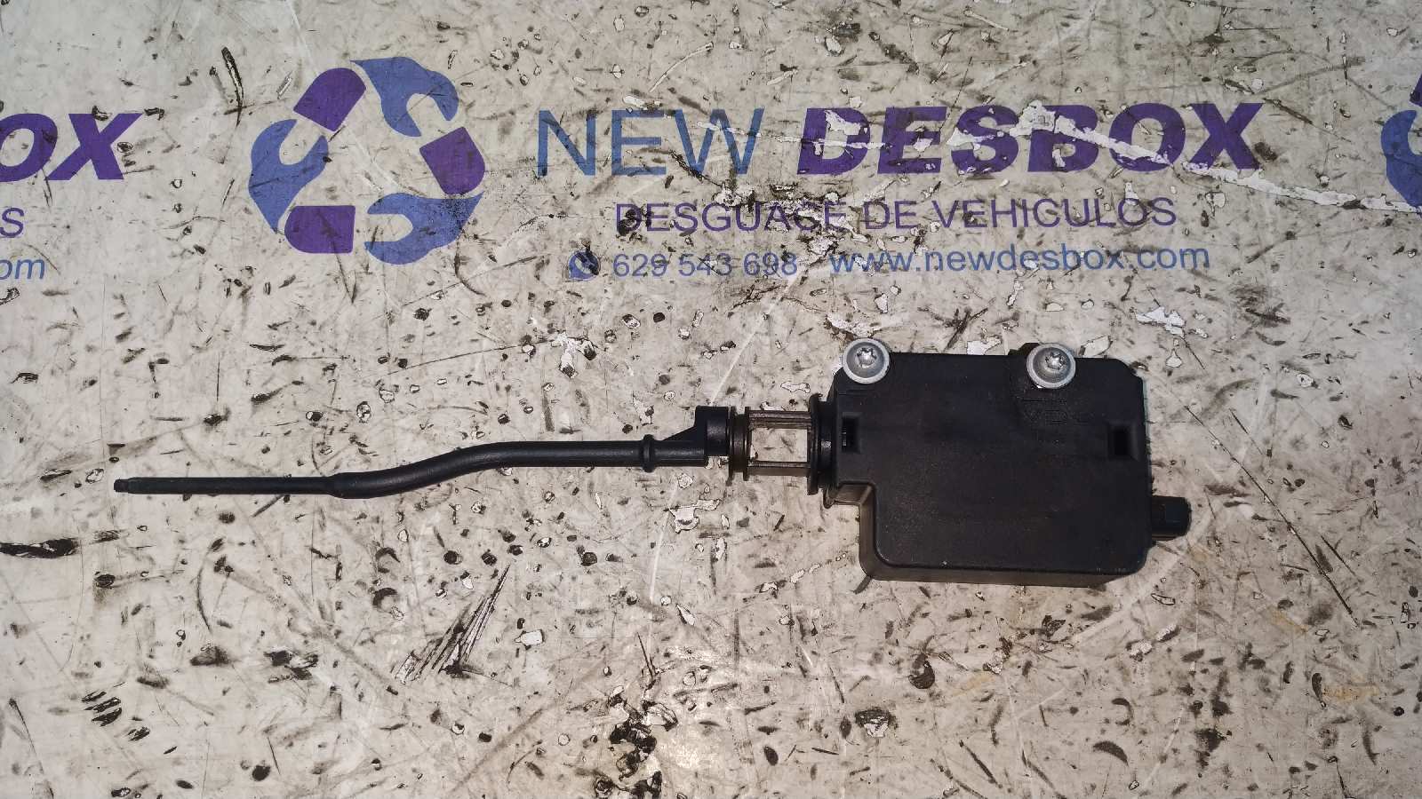 MOTOR TAPA COMBUSTIBLE BMW SERIE 3 BERLINA (E46) - vista 2