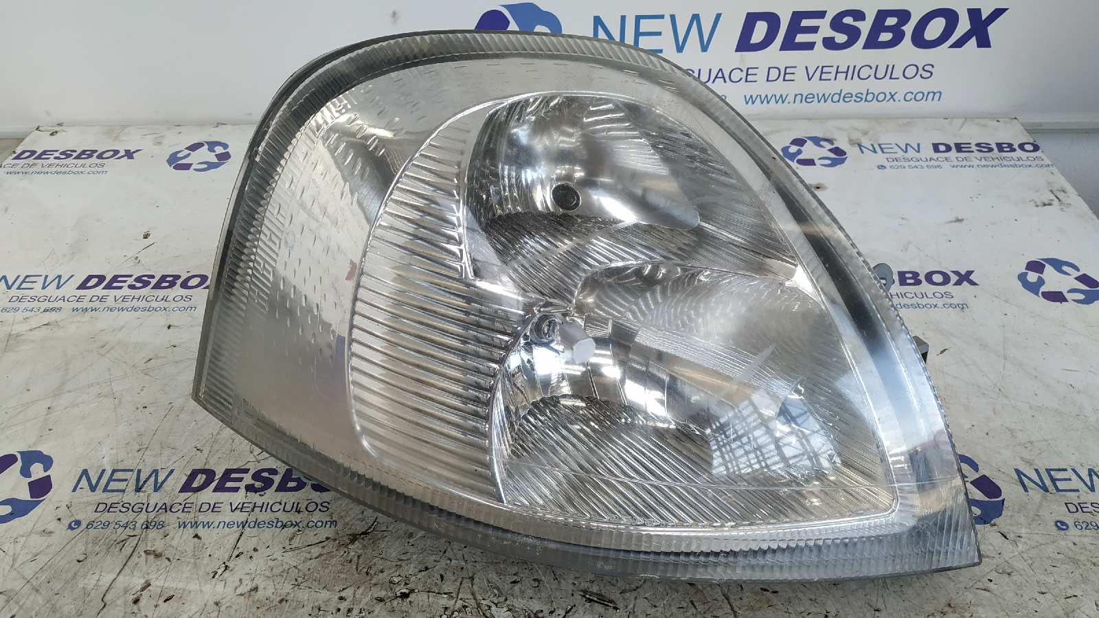 FARO DERECHO RENAULT MASTER II PH. 2 DOKA/PR. FGST