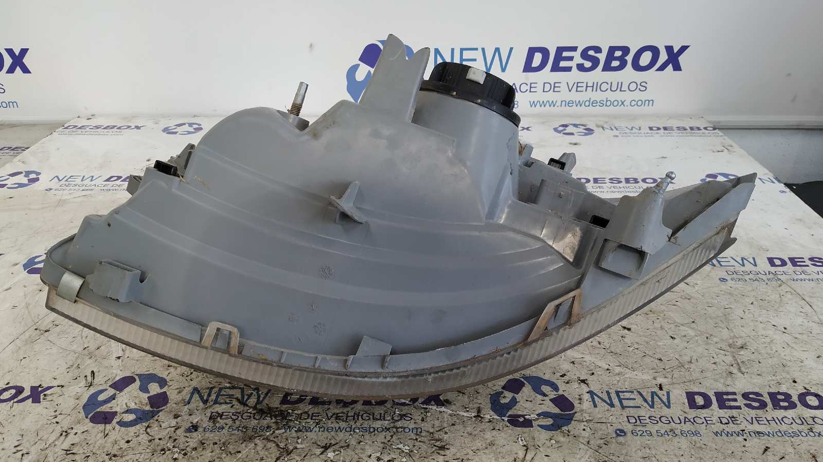 FARO DERECHO RENAULT MASTER II PH. 2 DOKA/PR. FGST - vista 2