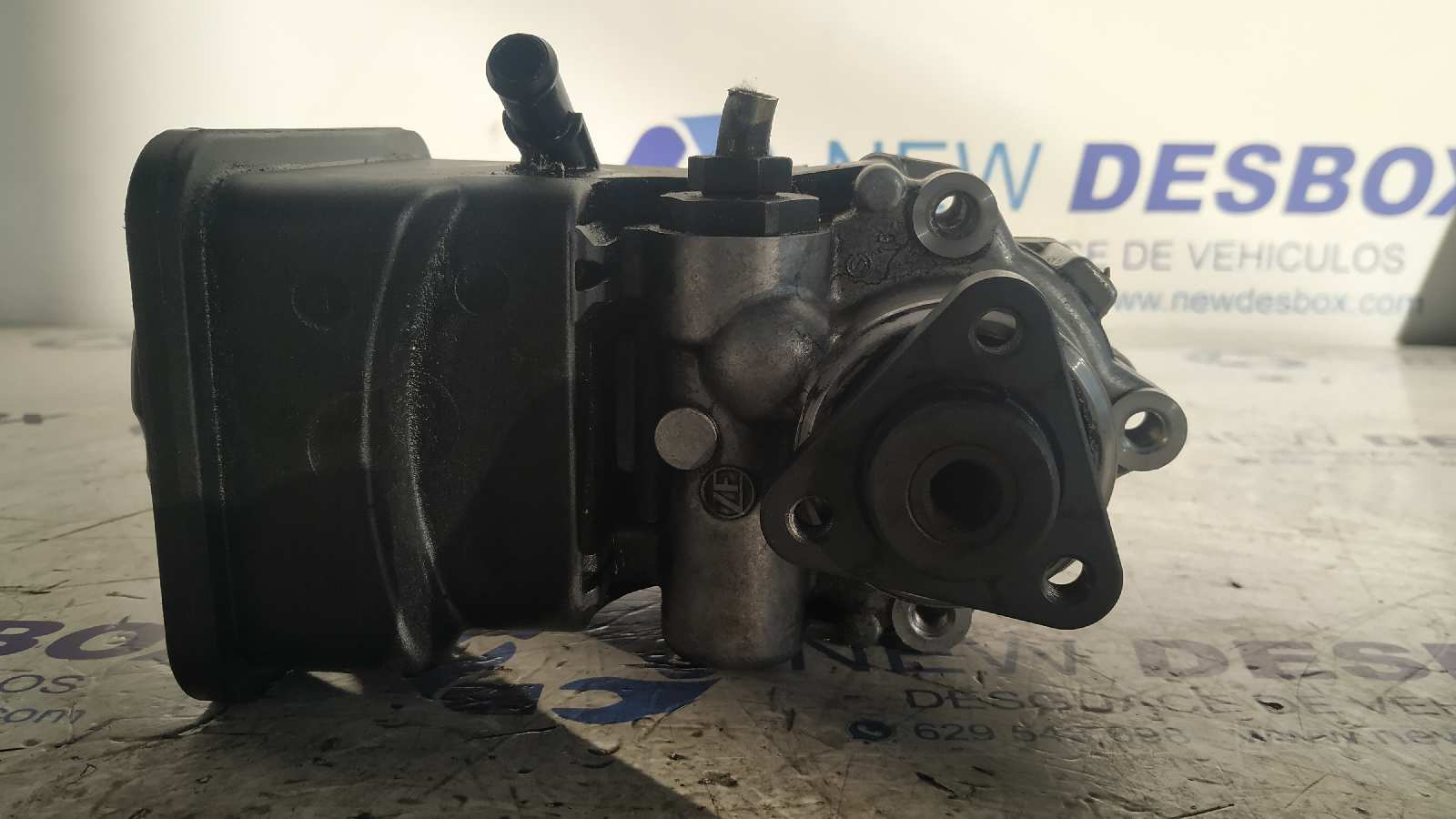 BOMBA DIRECCION BMW SERIE 3 BERLINA (E46) - vista 2