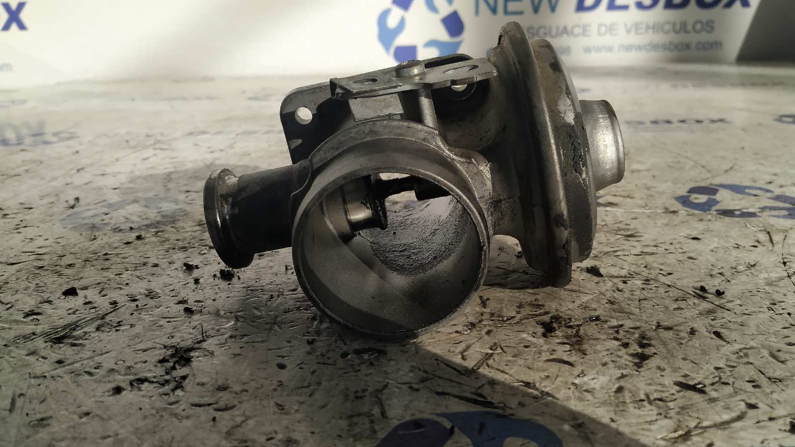 VALVULA EGR BMW SERIE 3 BERLINA (E46) - vista 3