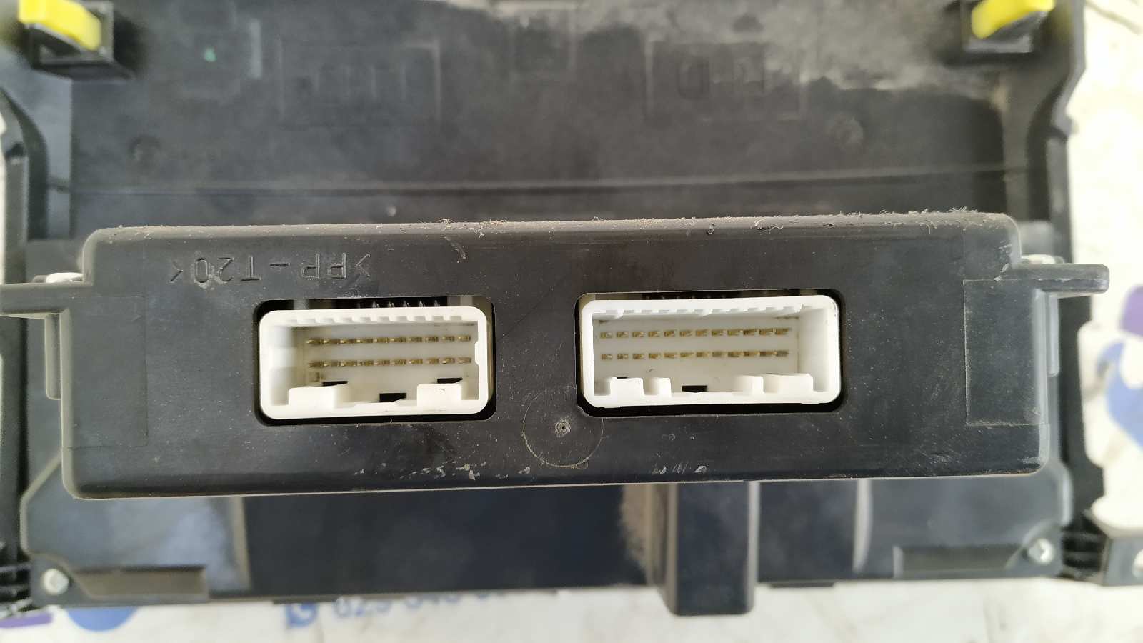 MANDO CLIMATIZADOR TOYOTA COROLLA VERSO (R1) - vista 3