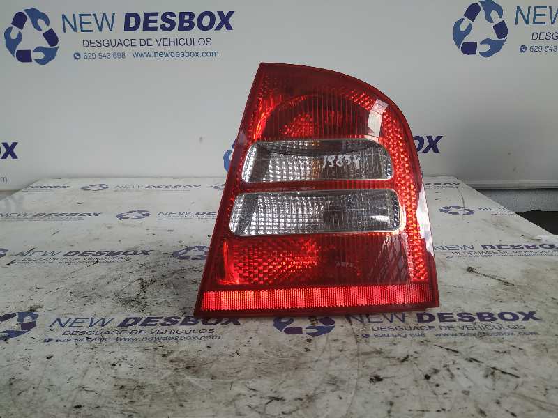 PILOTO TRASERO DERECHO SKODA OCTAVIA BERLINA (1U2)