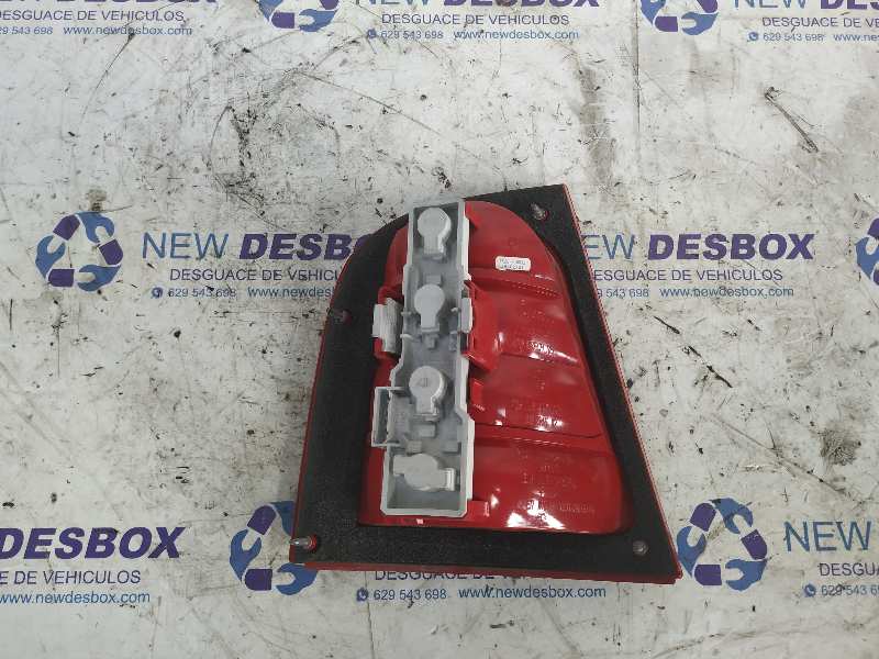 PILOTO TRASERO DERECHO SKODA OCTAVIA BERLINA (1U2) - vista 3
