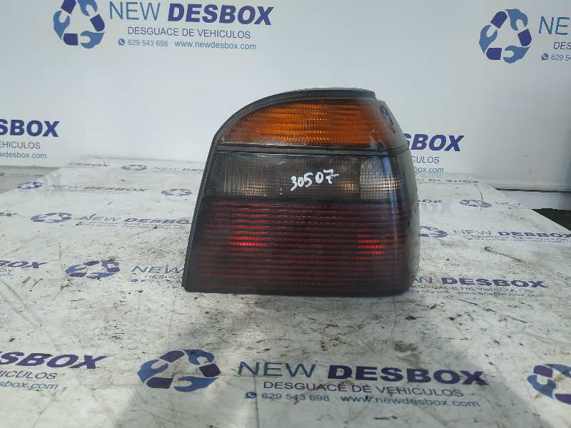 PILOTO TRASERO DERECHO VOLKSWAGEN GOLF III BERLINA (1H1)