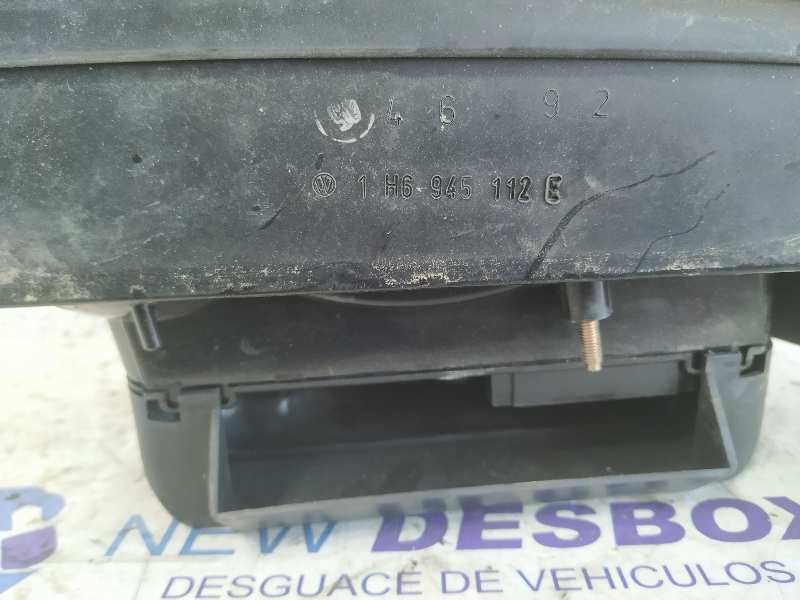 PILOTO TRASERO DERECHO VOLKSWAGEN GOLF III BERLINA (1H1) - vista 2