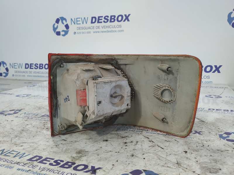 PILOTO TRASERO IZQUIERDO AUDI 80/90 (893) - vista 3