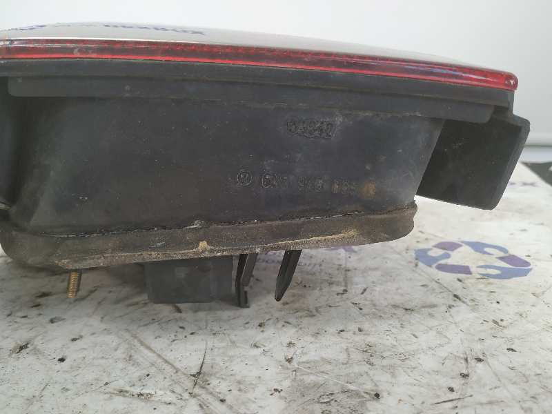 PILOTO TRASERO IZQUIERDO VOLKSWAGEN POLO BERLINA (6N1) - vista 4