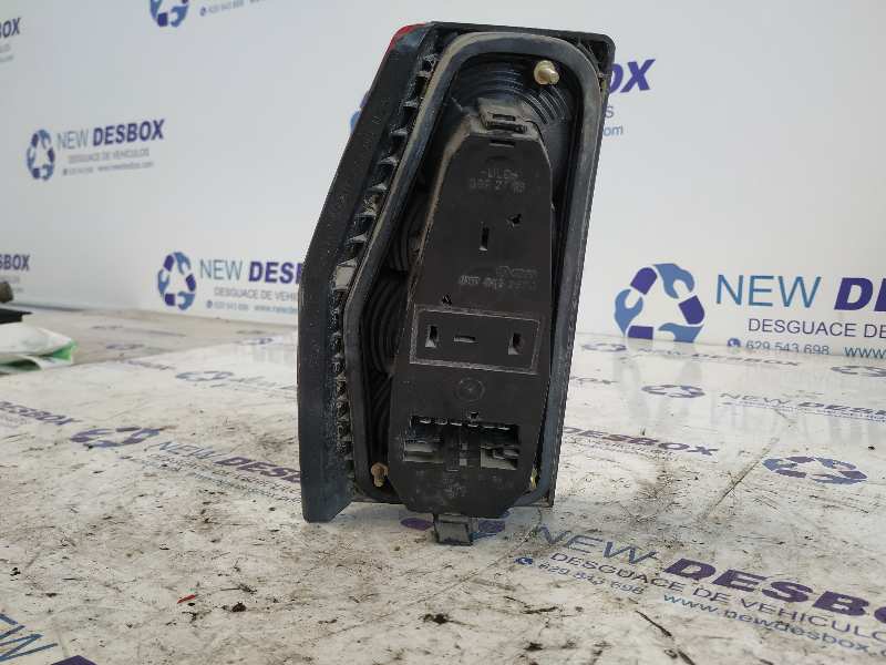 PILOTO TRASERO DERECHO VOLKSWAGEN POLO (867/871/873) - vista 4