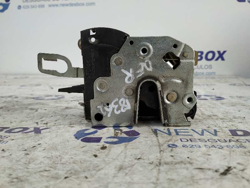 CERRADURA PUERTA DELANTERA DERECHA BMW SERIE 3 COMPACTO (E36) - vista 2