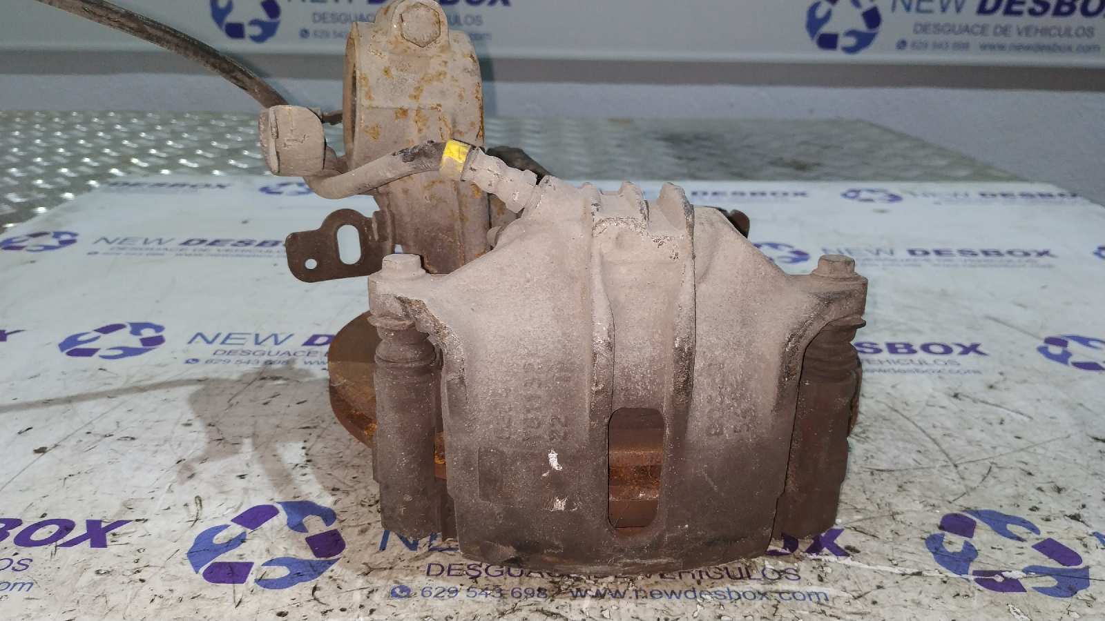 MANGUETA DELANTERA DERECHA SEAT CORDOBA BERLINA (6K2) - vista 2