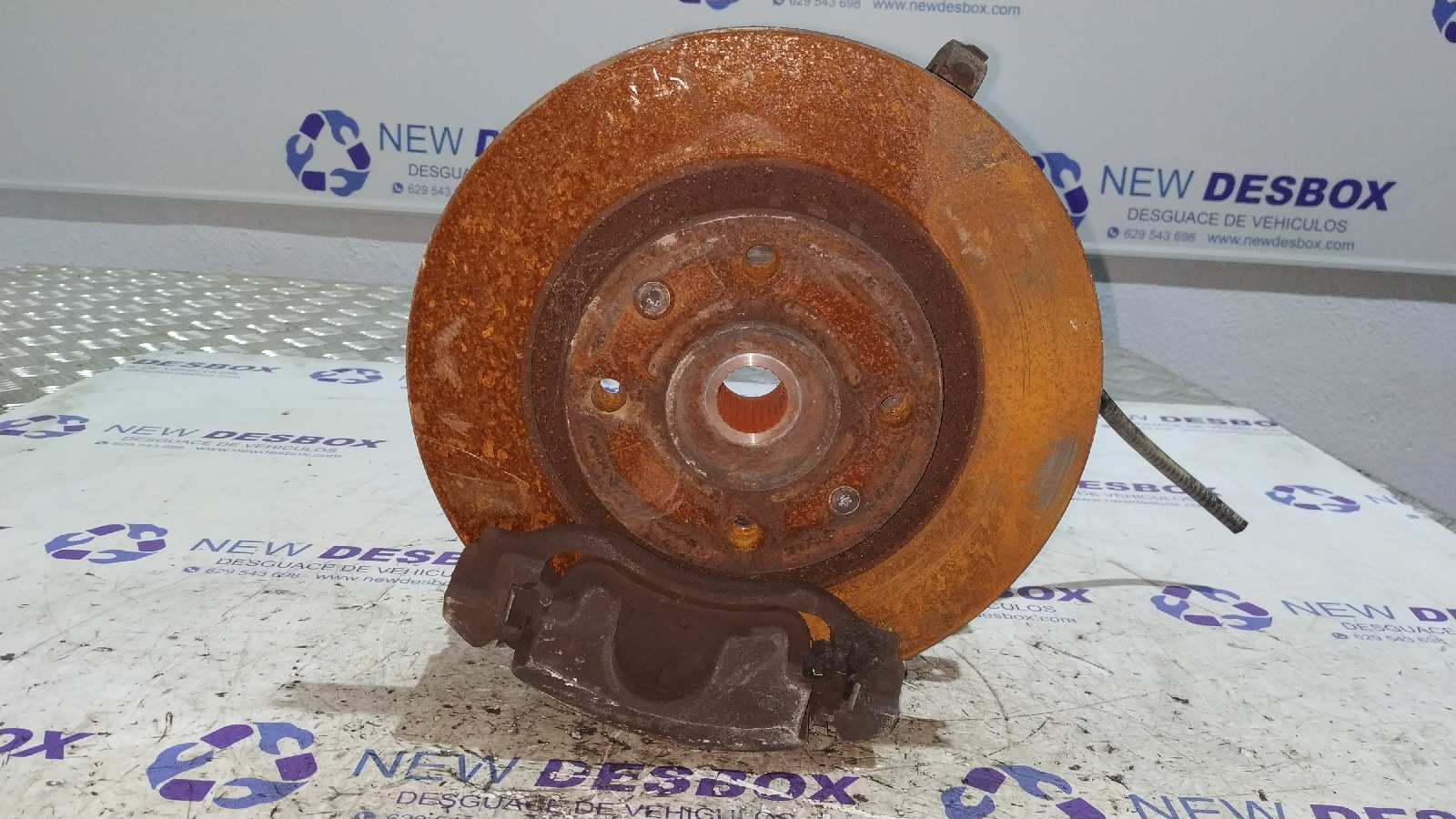 MANGUETA DELANTERA DERECHA SEAT CORDOBA BERLINA (6K2) - vista 3