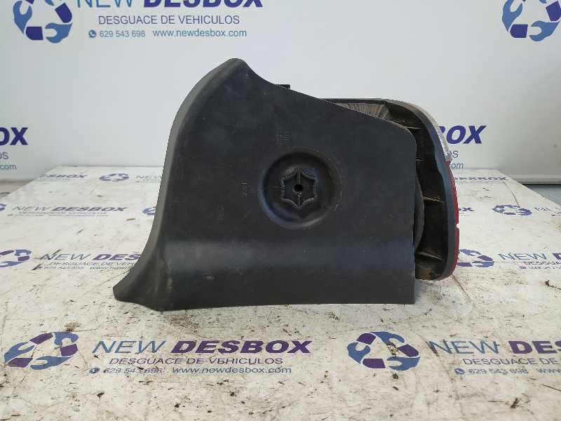 PILOTO TRASERO IZQUIERDO BMW SERIE 3 BERLINA (E36) - vista 2