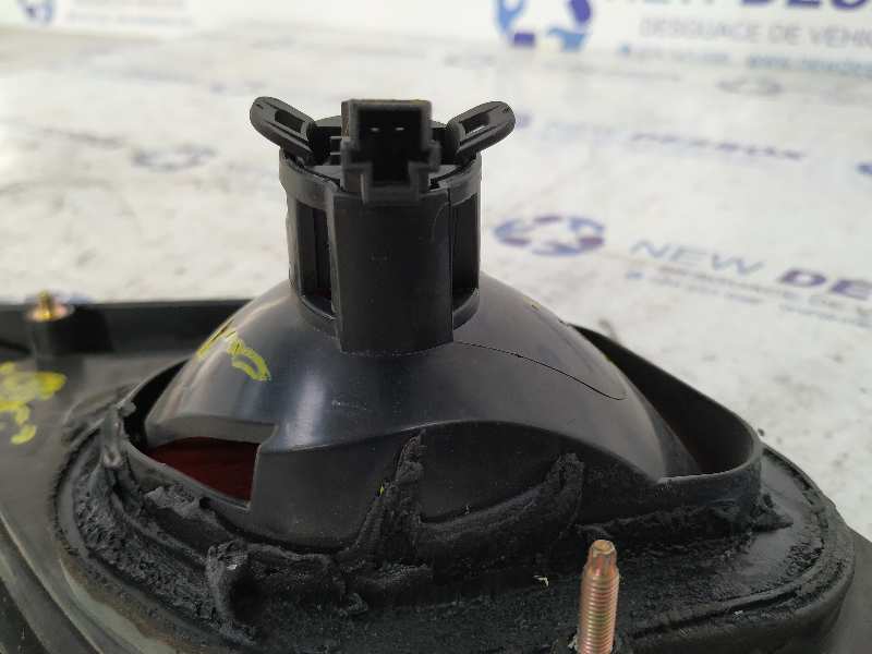 PILOTO PORTON IZQUIERDO NISSAN PRIMERA BERLINA (P11) - vista 2