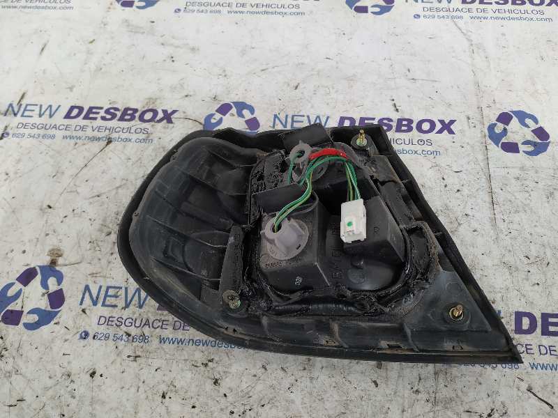 PILOTO TRASERO DERECHO NISSAN ALMERA (N15) - vista 4