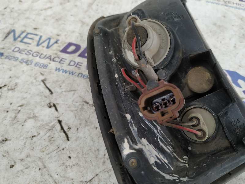 PILOTO DELANTERO DERECHO NISSAN PICK-UP (D22) - vista 4