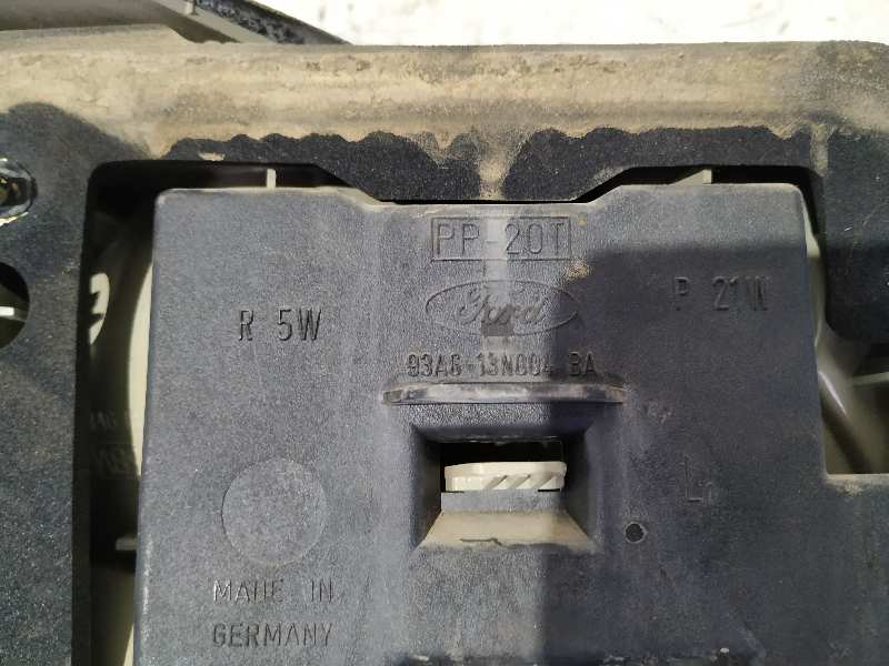 PILOTO TRASERO IZQUIERDO FORD ESCORT BERL./TURNIER - vista 4