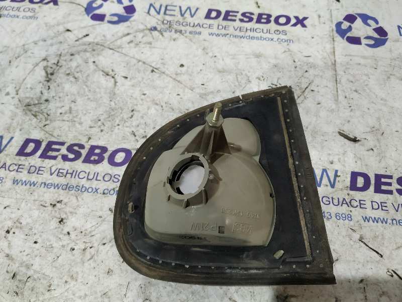 PILOTO PORTON IZQUIERDO FORD ESCORT BERLINA/TURNIER - vista 2