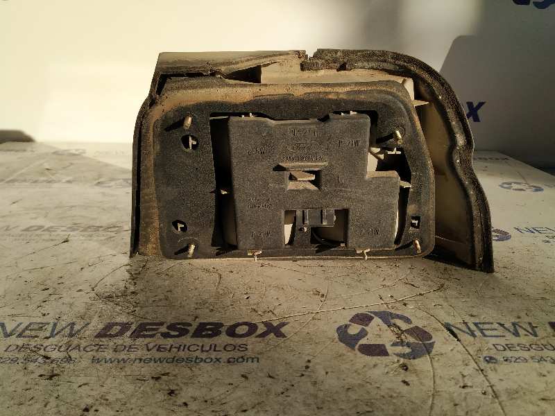 PILOTO TRASERO IZQUIERDO FORD ESCORT BERL./TURNIER - vista 4