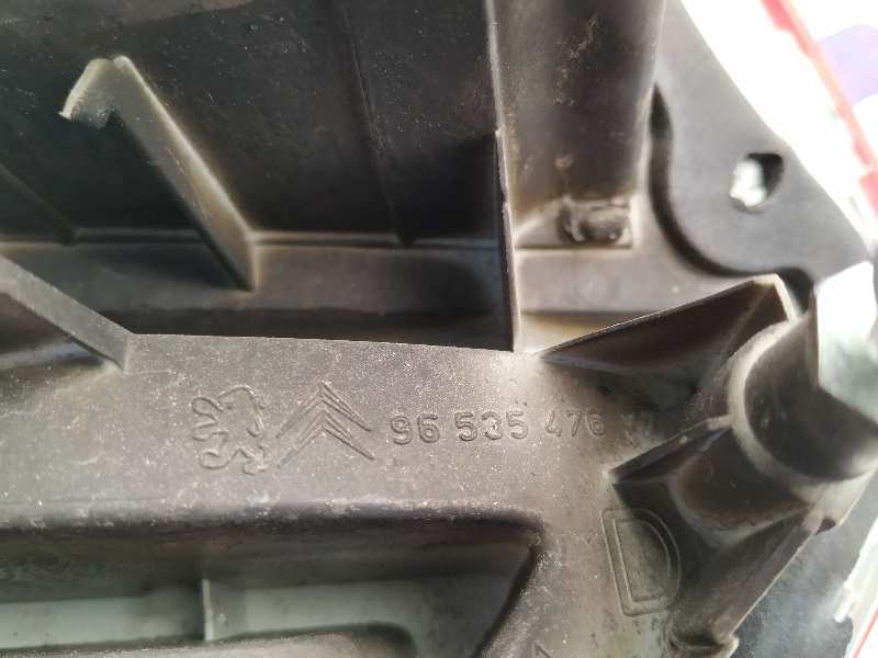 PILOTO TRASERO DERECHO CITROEN C4 PICASSO - vista 2