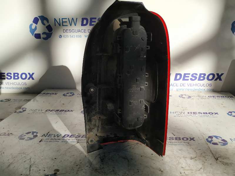 PILOTO TRASERO DERECHO CHEVROLET TRANS SPORT - vista 3