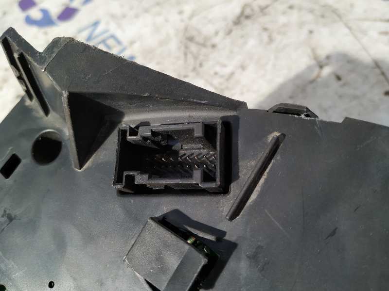 CUADRO INSTRUMENTOS MERCEDES SPRINTER 02.00 - vista 5