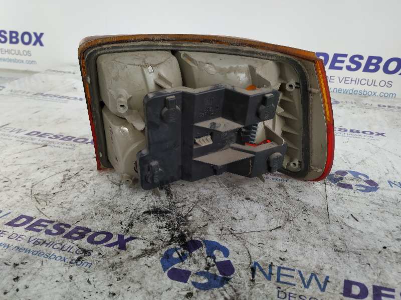 PILOTO TRASERO IZQUIERDO OPEL ASTRA F BERLINA - vista 3