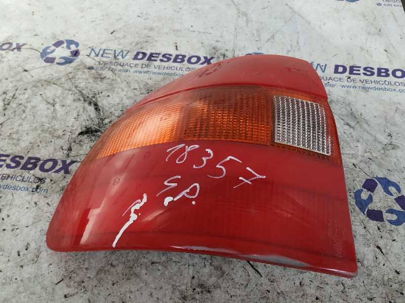 PILOTO TRASERO IZQUIERDO OPEL ASTRA F BERLINA