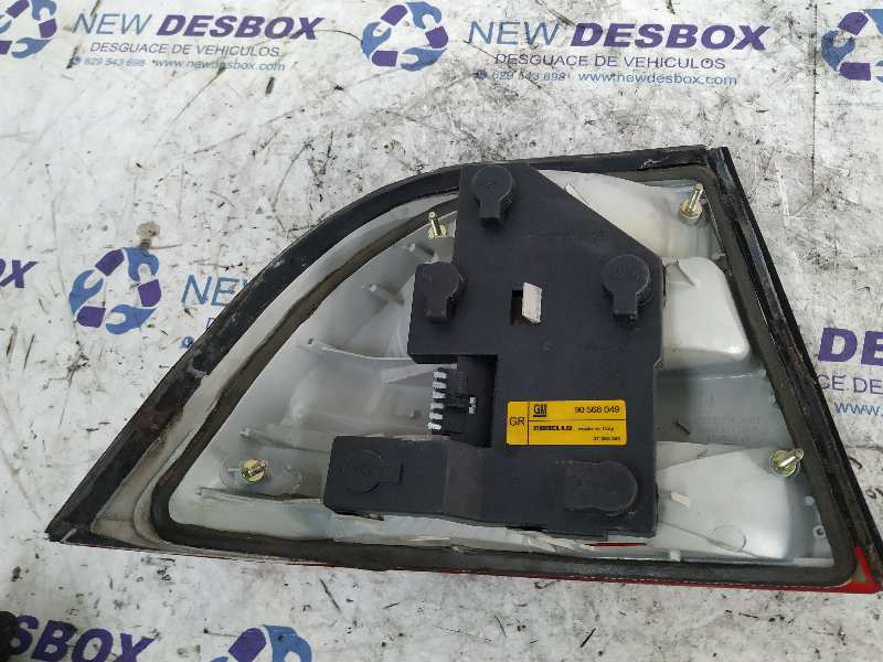 PILOTO TRASERO DERECHO OPEL VECTRA B BERLINA - vista 3