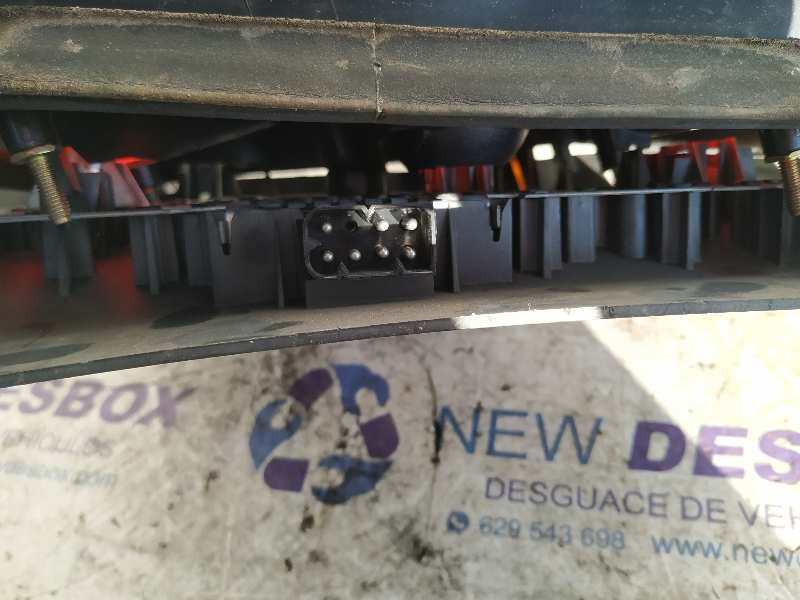 PILOTO TRASERO DERECHO BMW SERIE 3 BERLINA (E36) - vista 3