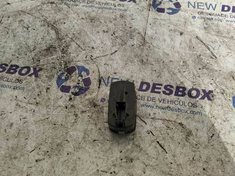 MANDO ELEVALUNAS DELANTERO IZQUIERDO OPEL CORSA D - vista 2