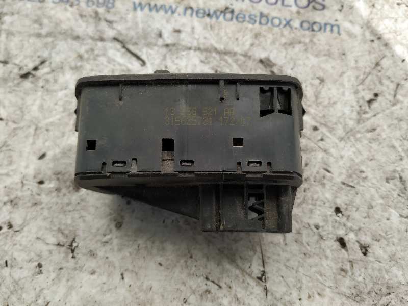 MANDO ELEVALUNAS DELANTERO IZQUIERDO OPEL CORSA D - vista 4