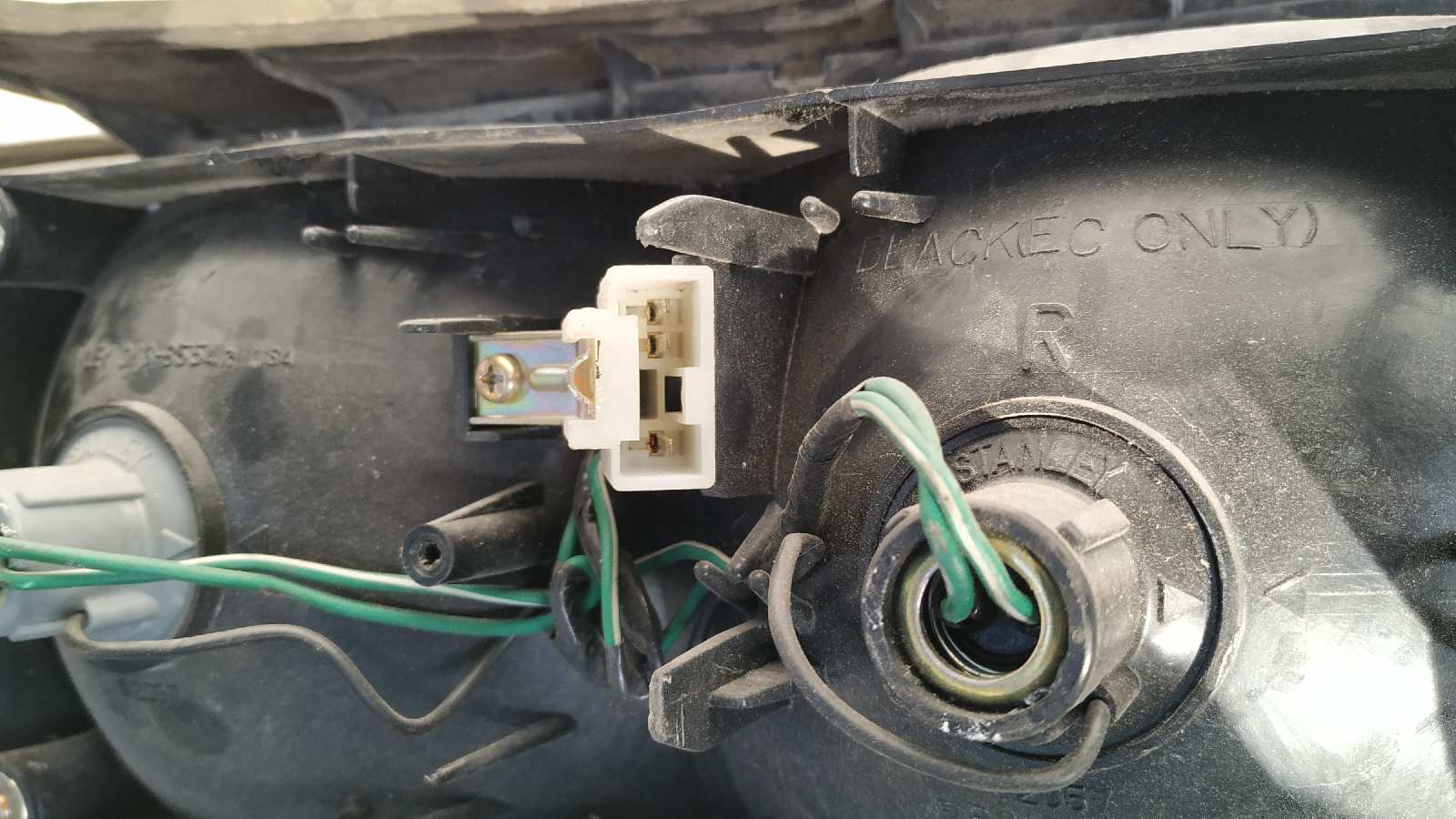 PILOTO TRASERO DERECHO MITSUBISHI ECLIPSE (D20) - vista 7