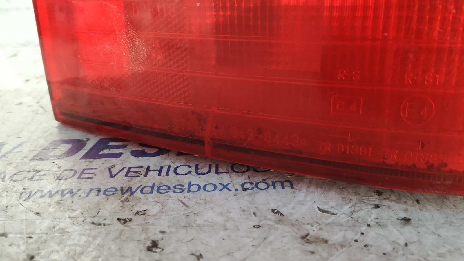 PILOTO TRASERO DERECHO HONDA ACCORD (CB/CC) - vista 3