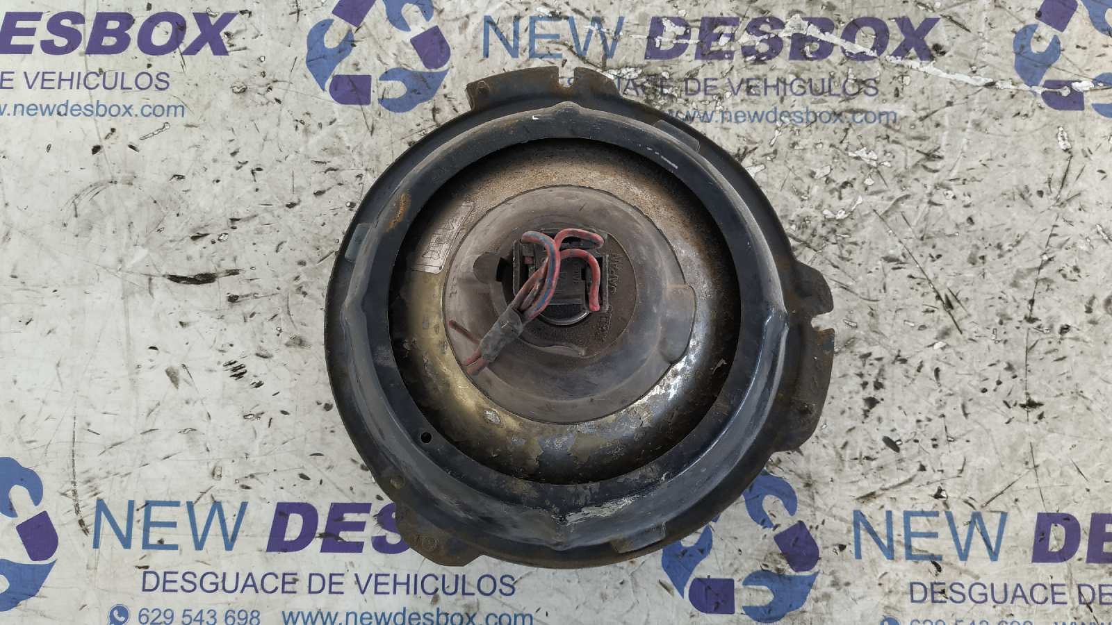 FARO DERECHO MITSUBISHI MONTERO (L040) - vista 2