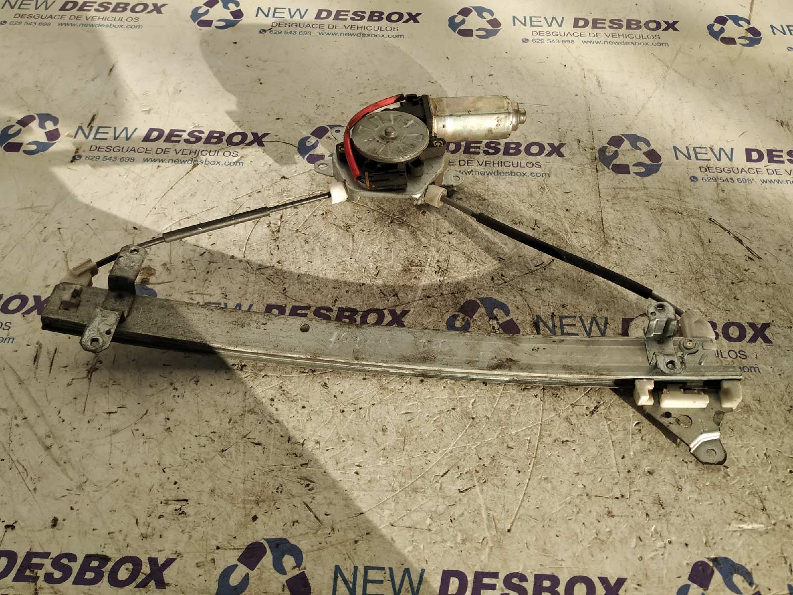 ELEVALUNAS DELANTERO DERECHO NISSAN ALMERA (N15)