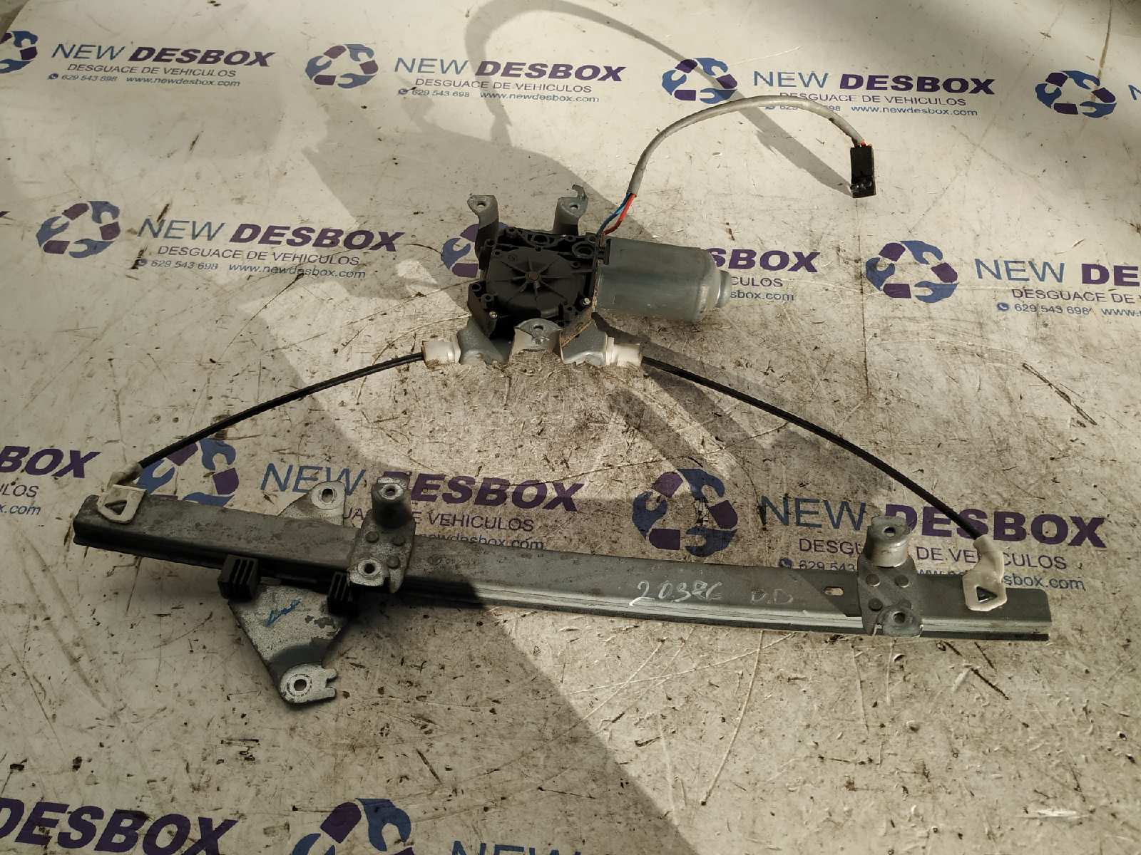 ELEVALUNAS DELANTERO DERECHO NISSAN PRIMERA BERLINA (P11)