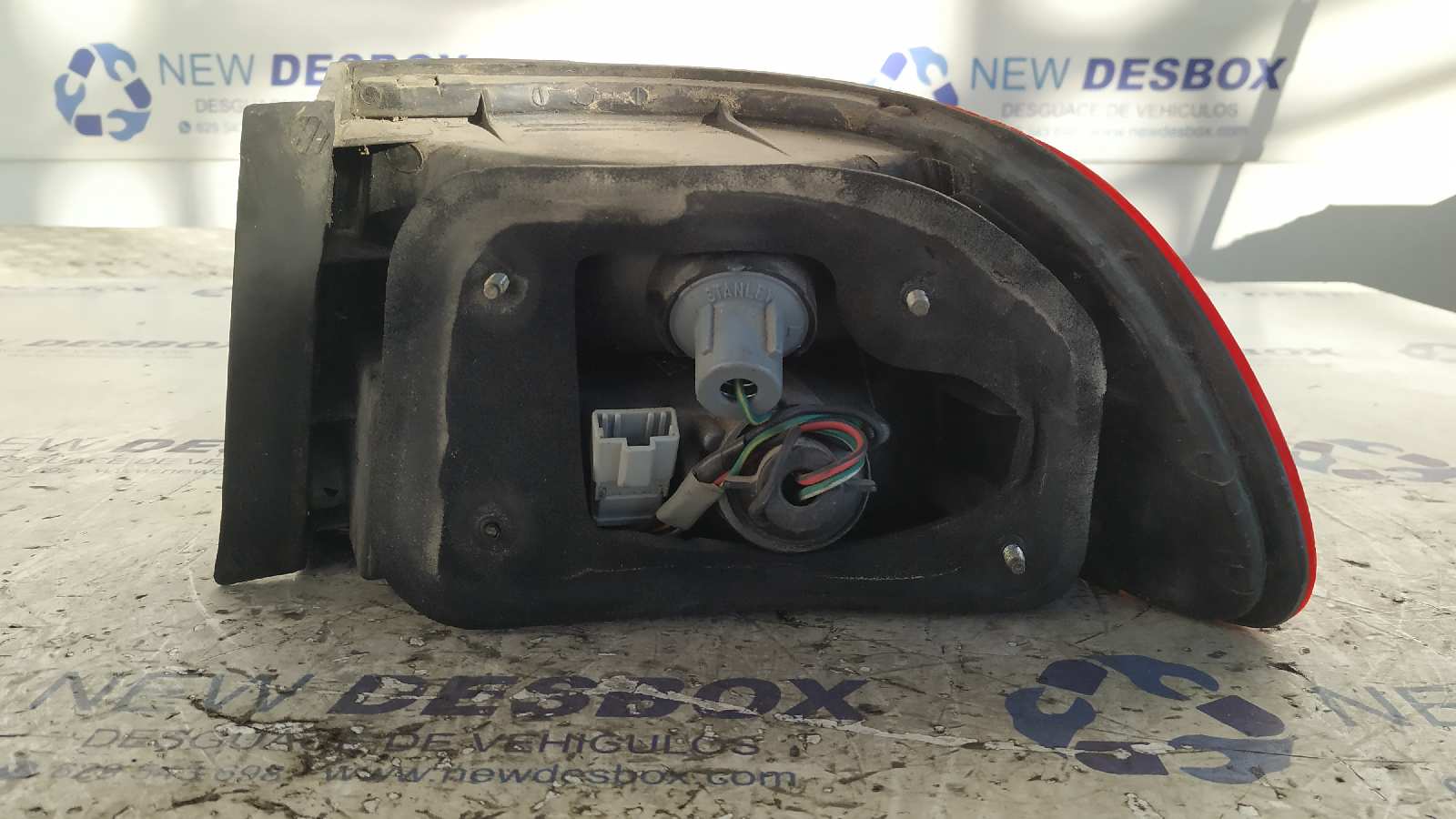 PILOTO TRASERO IZQUIERDO HONDA CIVIC BERLINA (EG/EH) - vista 6