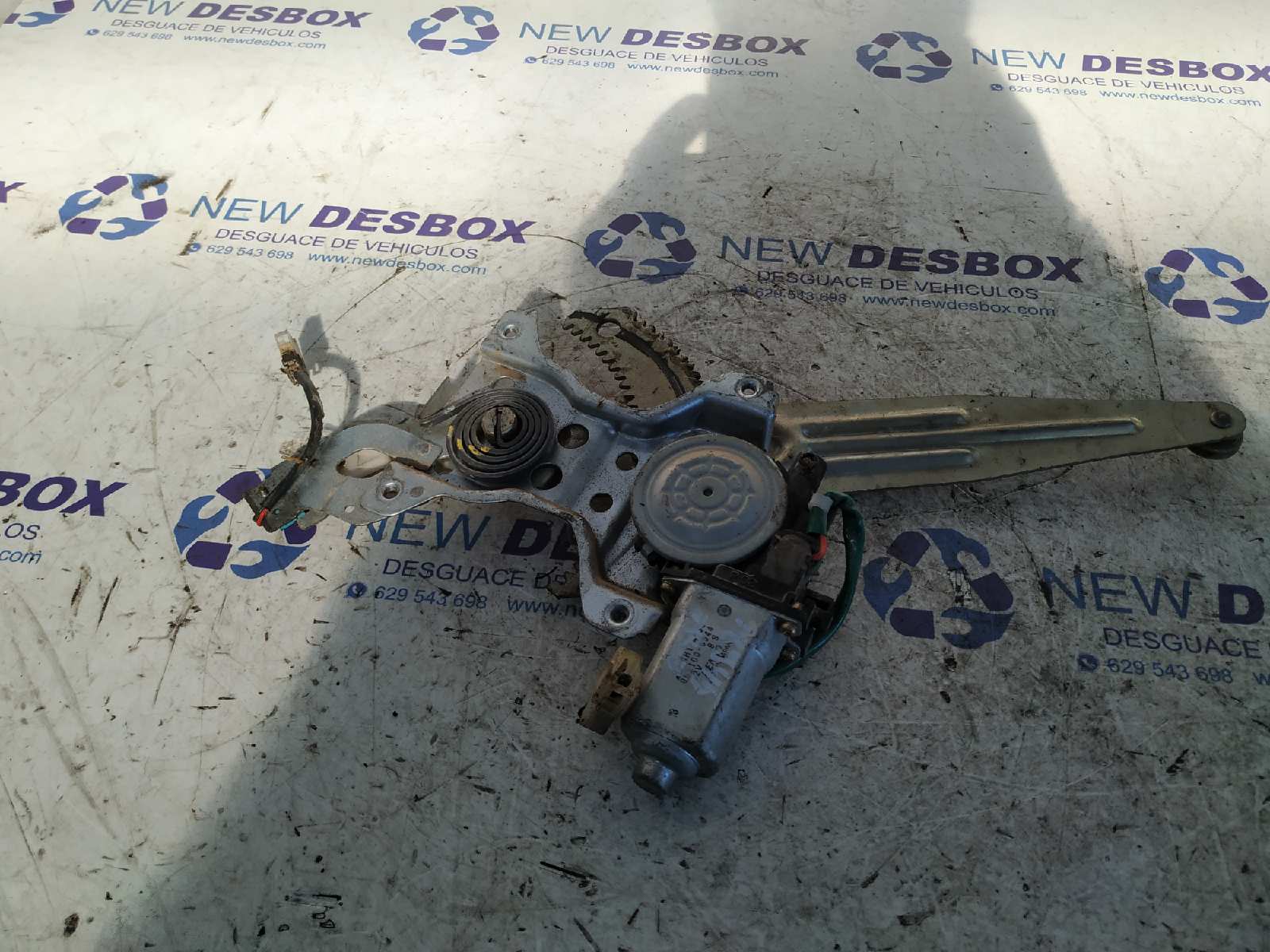 ELEVALUNAS TRASERO DERECHO MITSUBISHI L 200 (K34T)